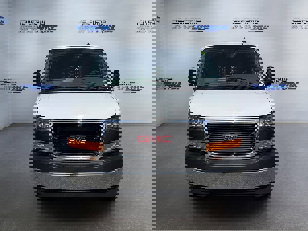 Used 2024 GMC Savana 2500 w/ Driver Convenience Package image 2