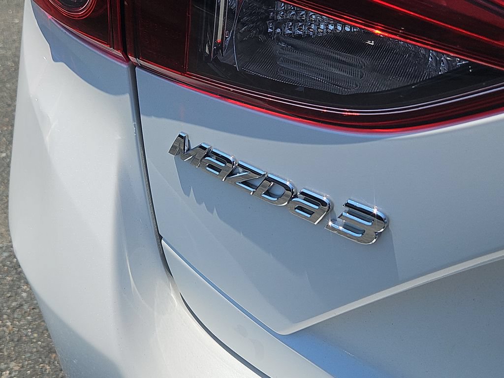 Used 2014 MAZDA MAZDA3 s Touring FWD image 12
