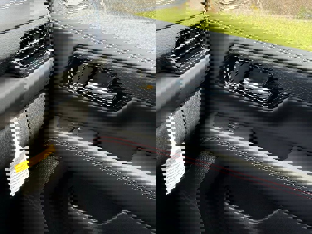 New 2026 GMC Yukon XL AT4 Ultimate w/ LPO, Floor Liner Package image 36