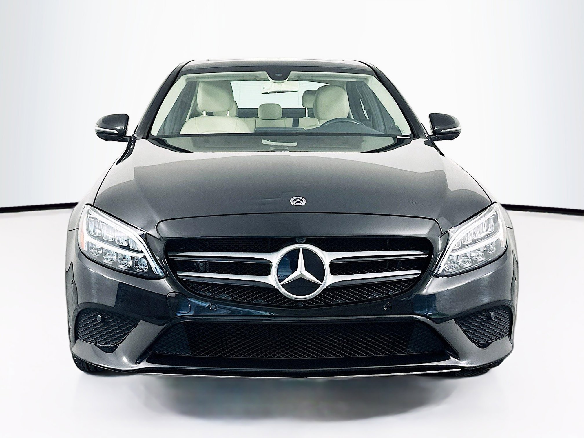 Used 2020 Mercedes-Benz C 300 Sedan image 2
