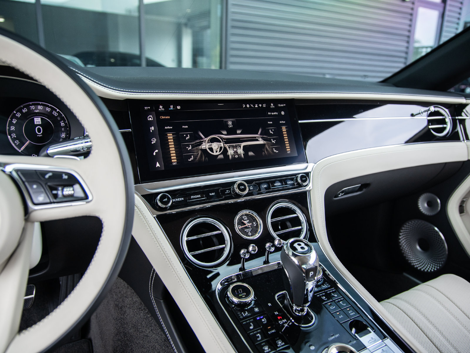 Used 2025 Bentley Continental GTC AWD/4WD image 36