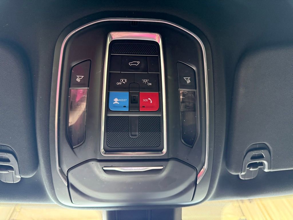 Used 2022 Jeep Wagoneer Series II image 28