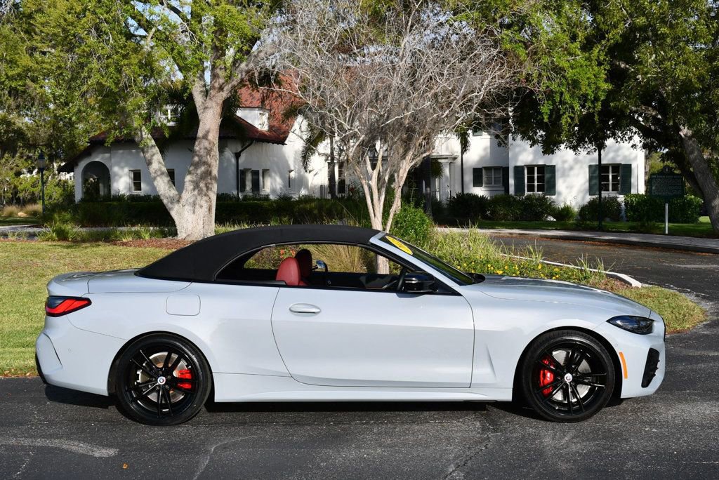Used 2023 BMW M440i Convertible w/ Premium Package image 49