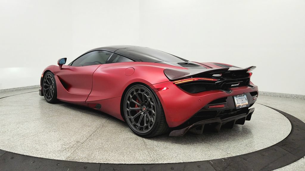 Used 2018 McLaren 720S Performance RWD image 3