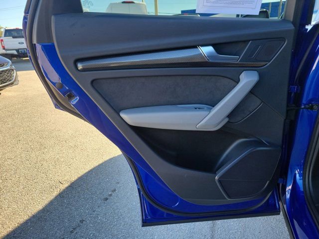 Used 2022 Audi SQ5 Premium image 14