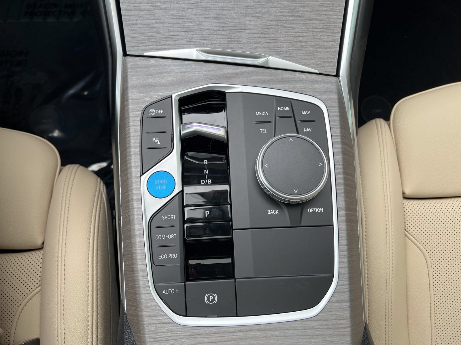 New 2026 BMW i4 xDrive40i AWD/4WD image 16