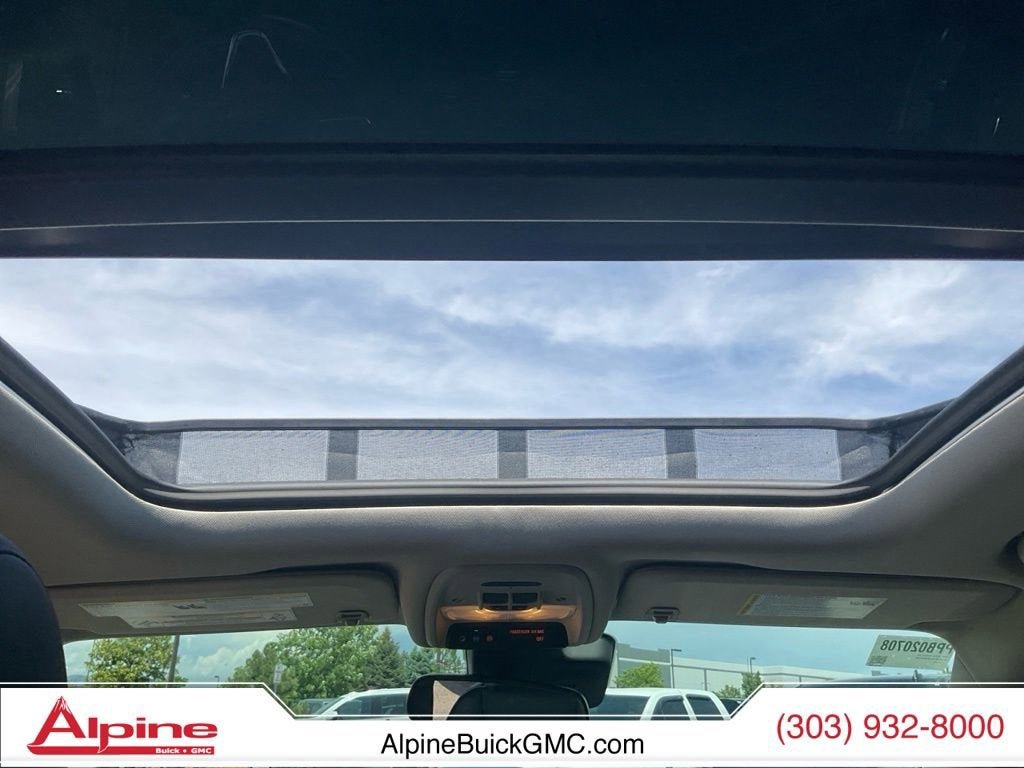 Used 2023 Buick Encore GX Essence w/ Experience Buick Package FWD image 17
