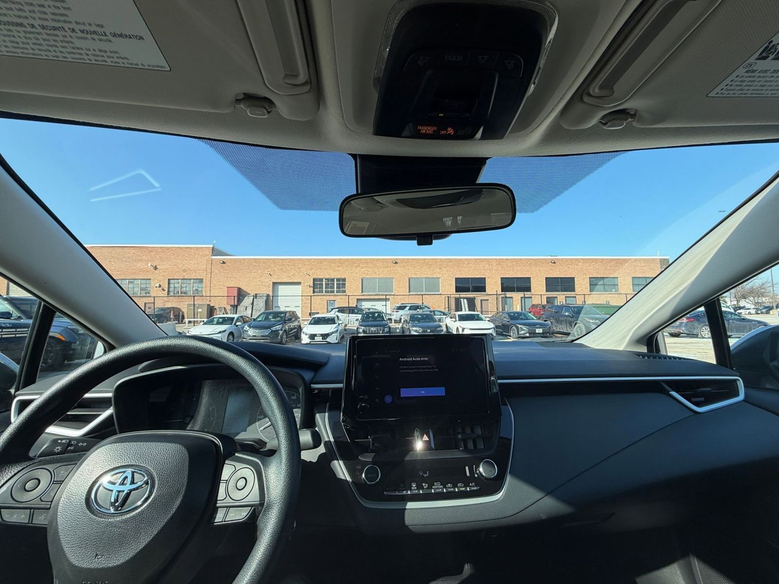 Used 2025 Toyota Corolla LE image 31