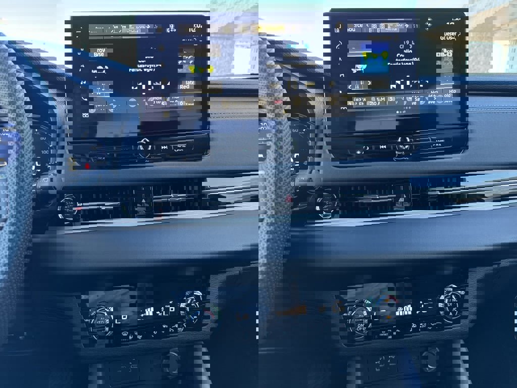 New 2025 Mitsubishi Outlander SE image 16