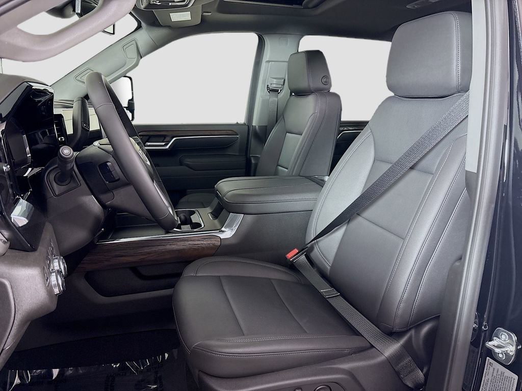 New 2025 GMC Sierra 3500 SLT image 21