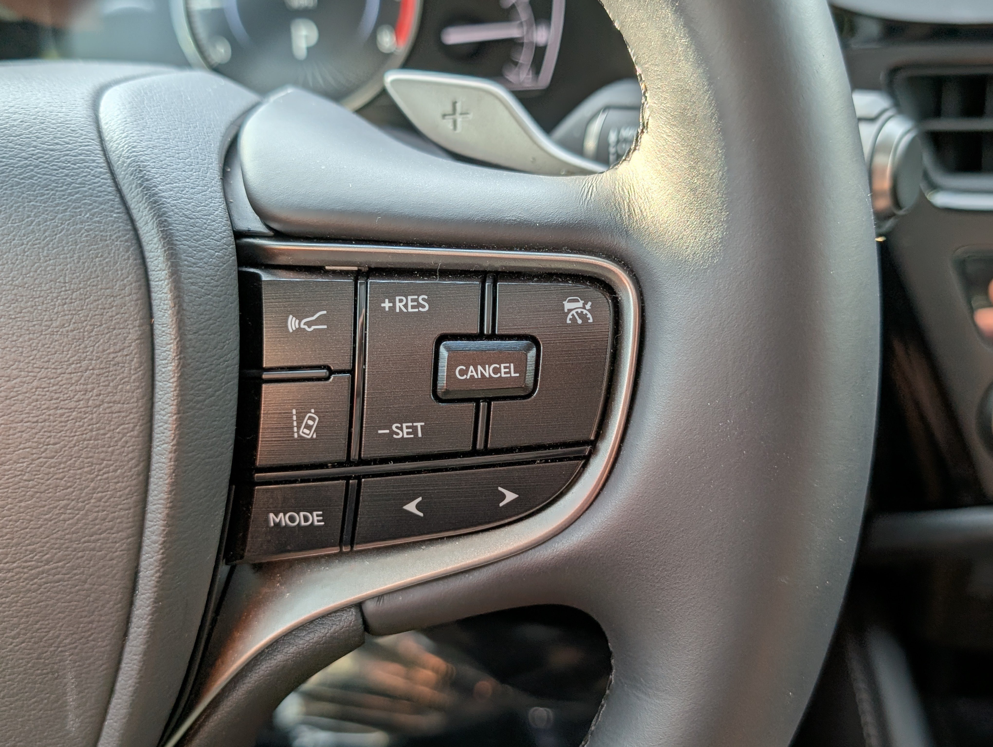 Used 2025 Lexus ES 350 w/ Premium Package FWD image 24