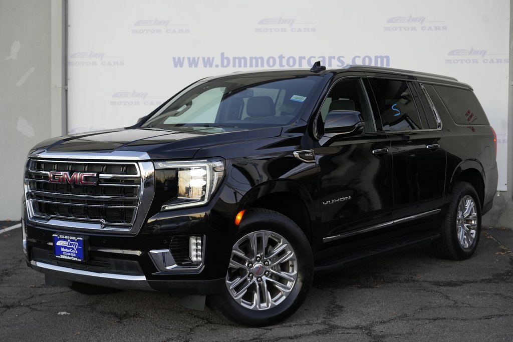 Used 2021 GMC Yukon XL SLT w/ SLT Luxury Plus Package image 2