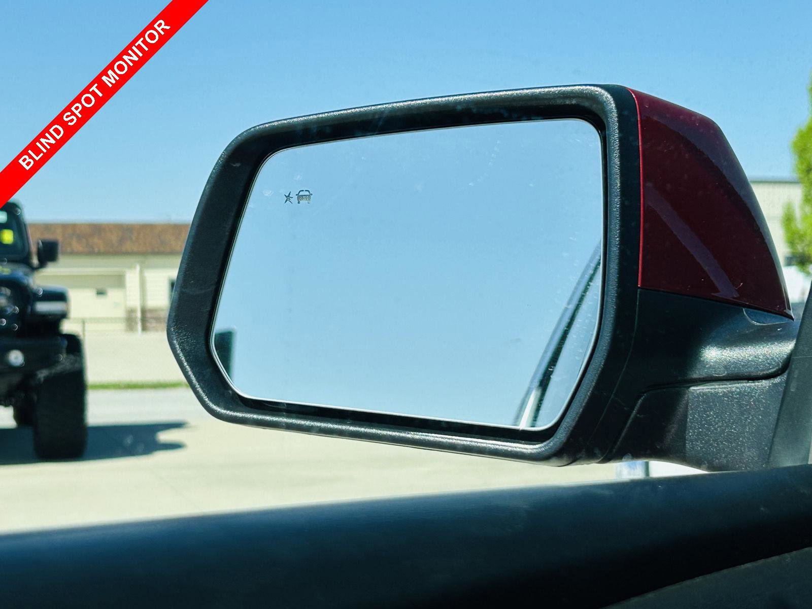 Used 2023 Chevrolet Traverse LT FWD image 8