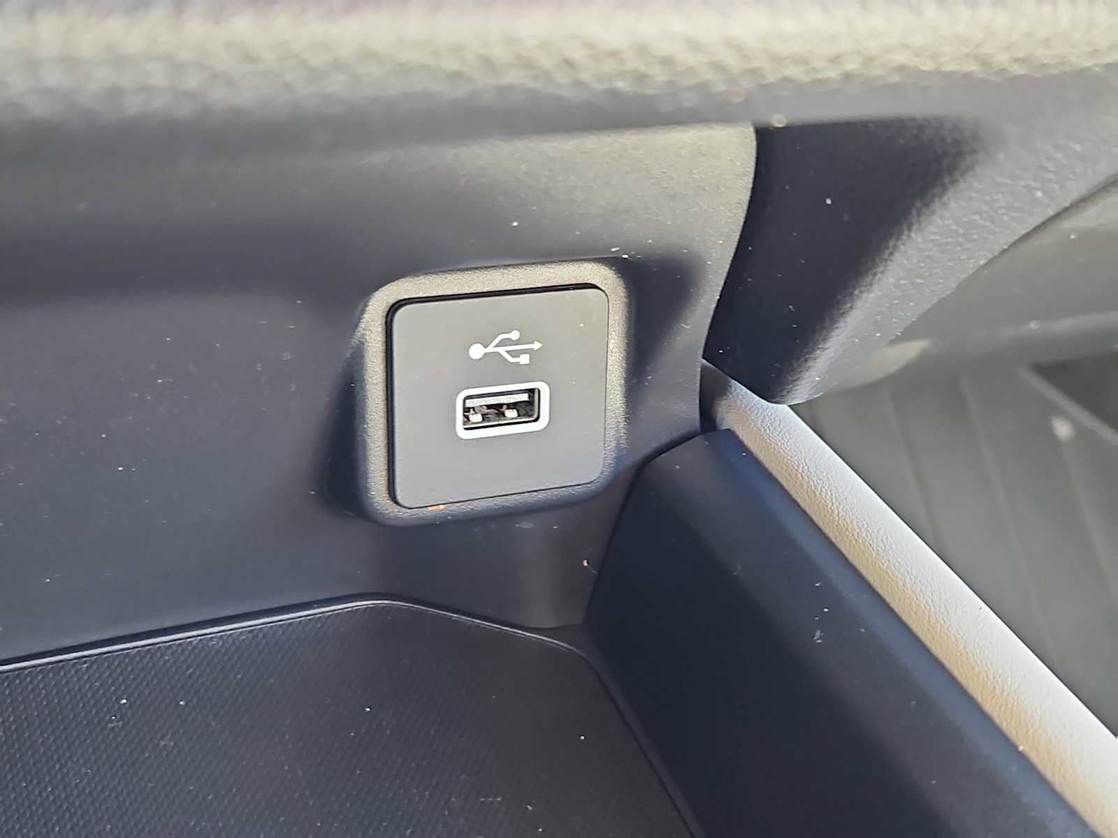 Certified 2024 Honda HR-V LX image 17