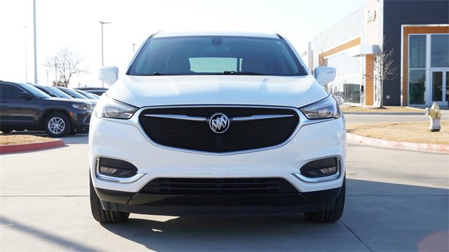 Used 2019 Buick Enclave Essence w/ LPO, Sport Appearance Package image 2