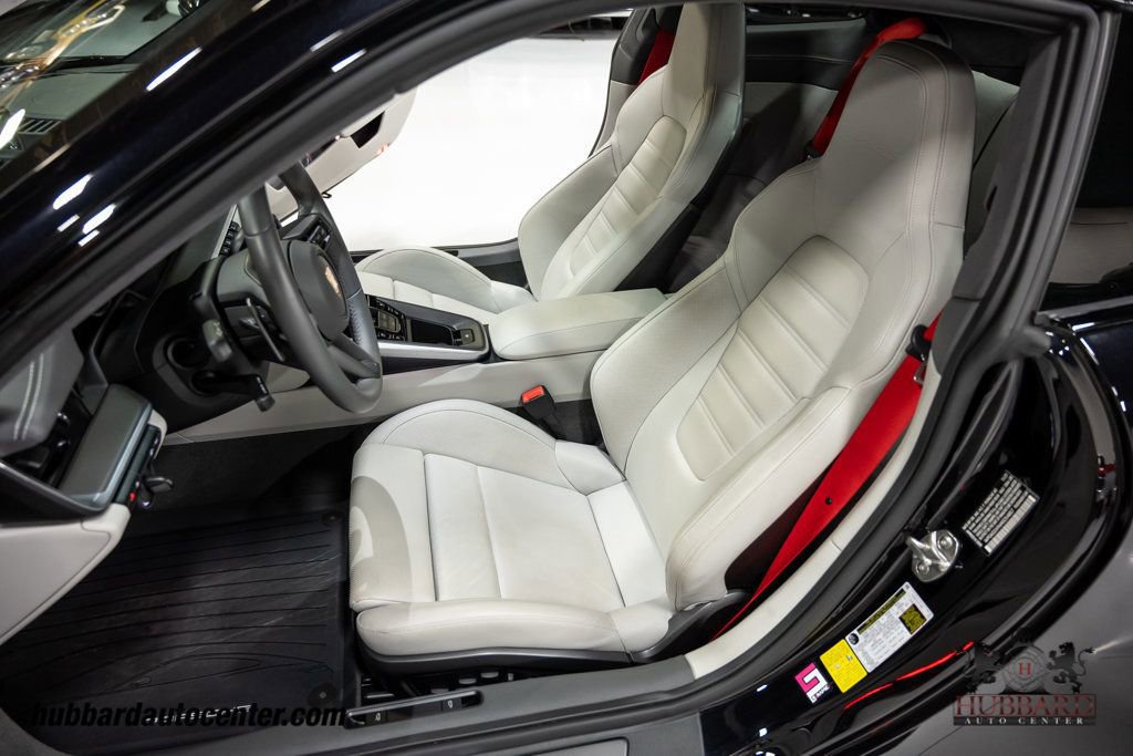 Used 2022 Porsche 911 Coupe image 24