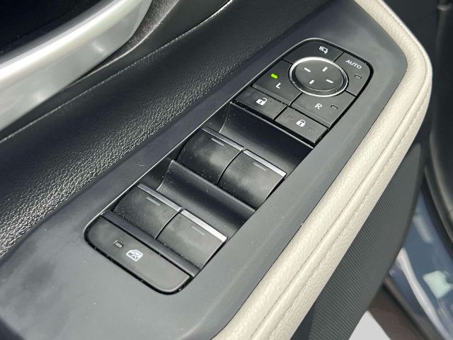 Certified 2025 Toyota Grand Highlander AWD Hybrid image 23