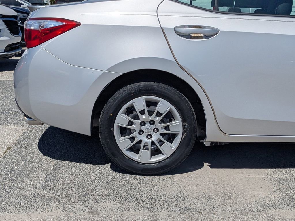 Used 2015 Toyota Corolla S image 41