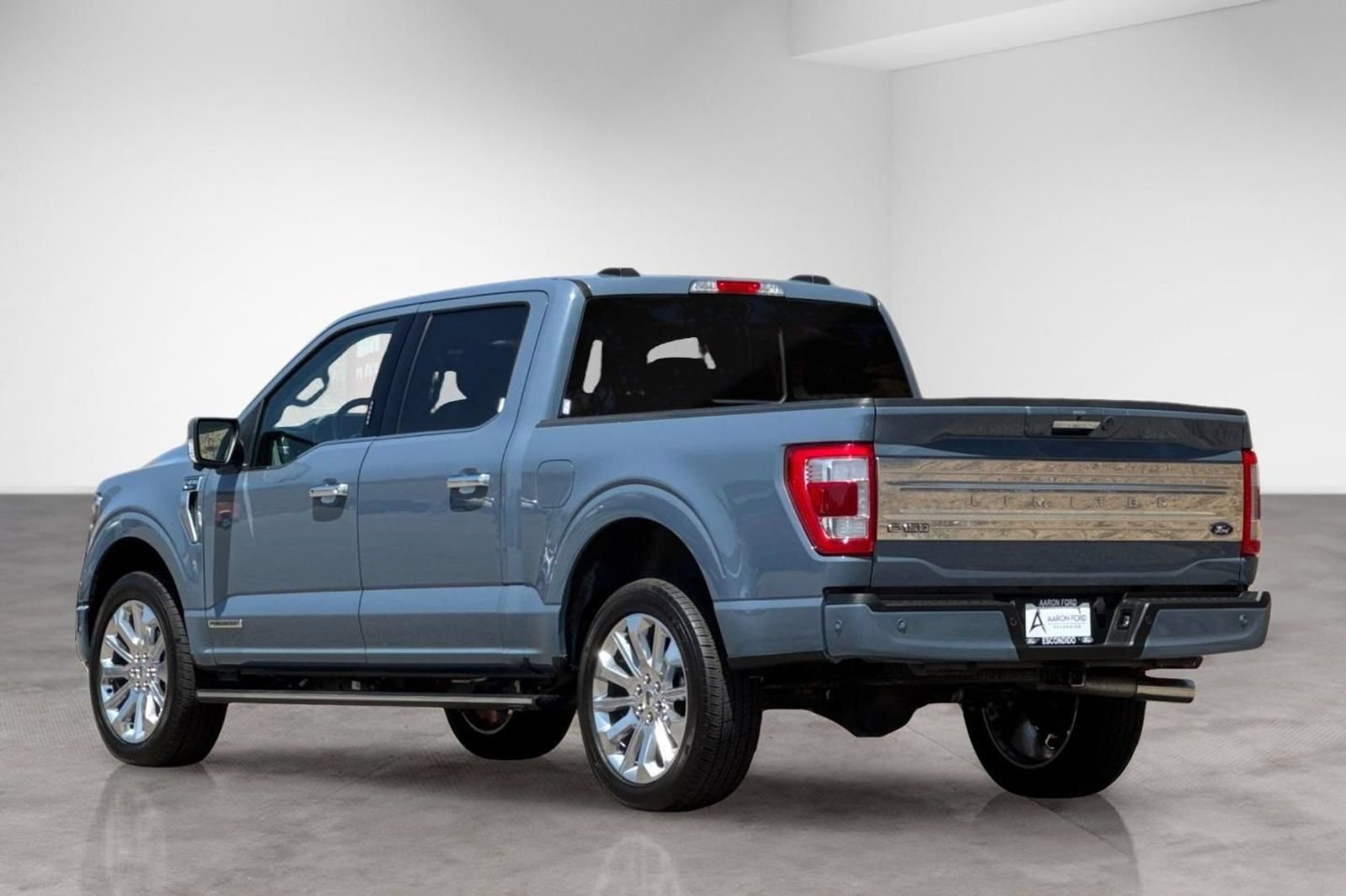 Used 2023 Ford F150 Limited AWD/4WD image 3