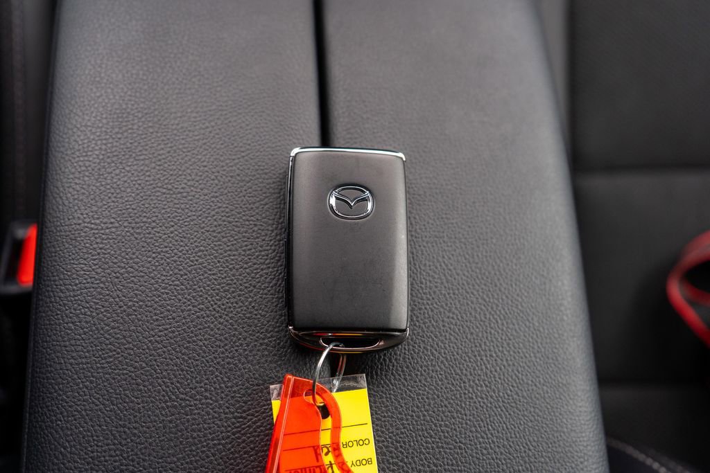 Used 2025 MAZDA CX-50 AWD 2.5 S w/ Premium Package image 34