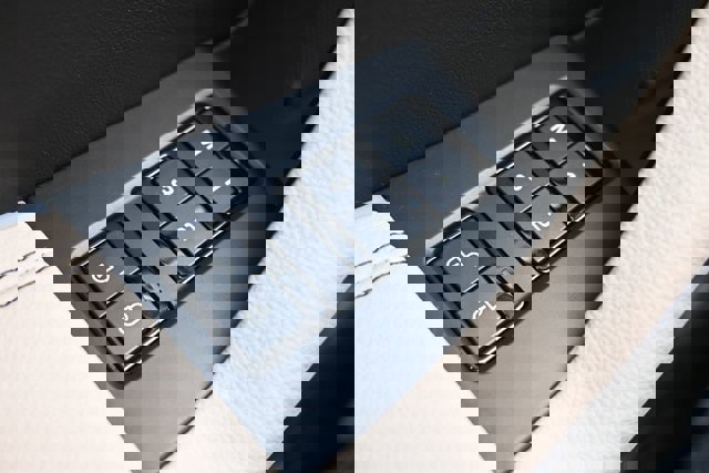 Used 2017 Jaguar F-PACE Prestige image 41