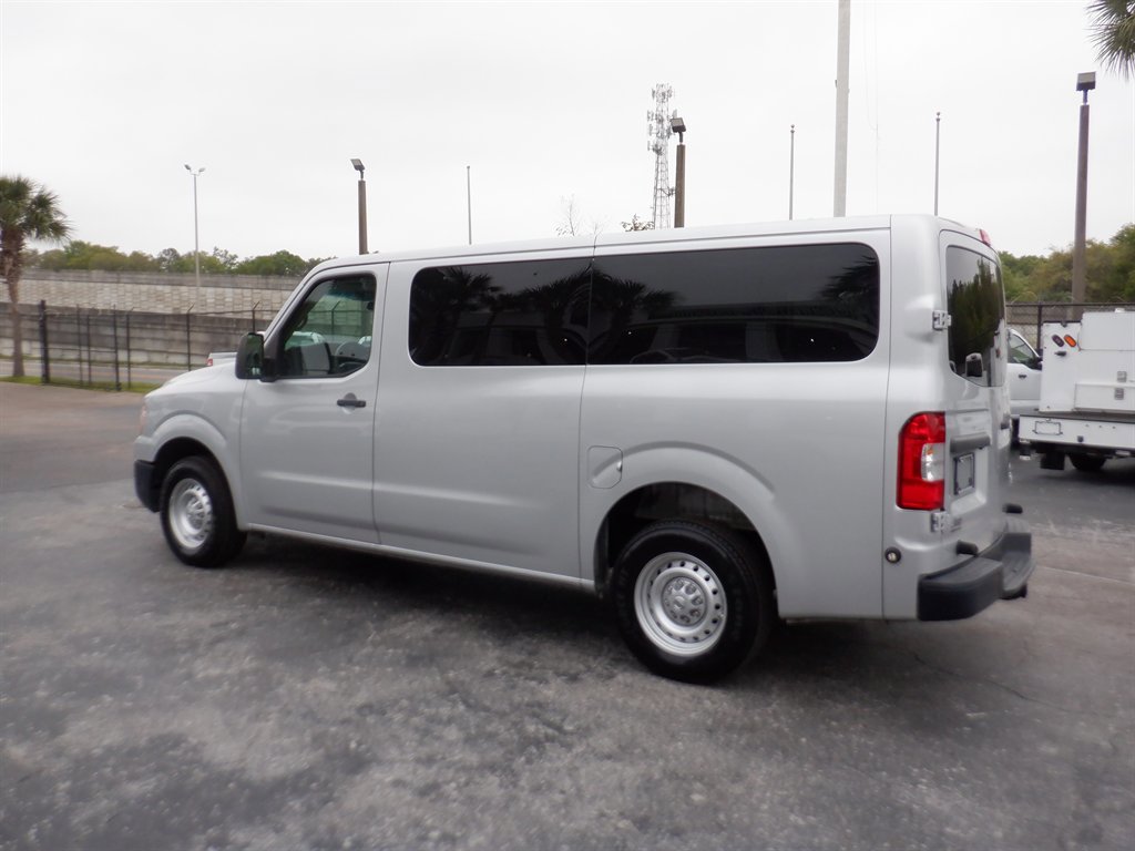 Used 2019 Nissan NV 3500 S RWD image 3