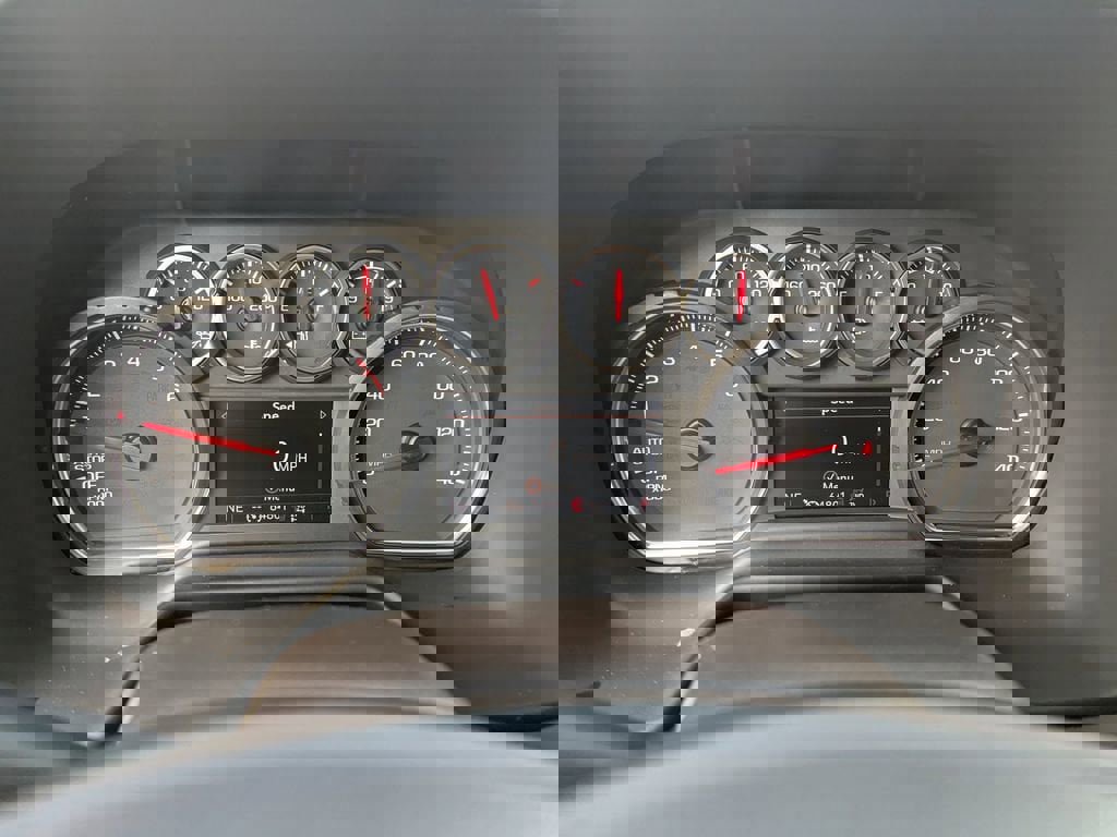 Certified 2021 Chevrolet Suburban Z71 w/ Luxury Package image 29