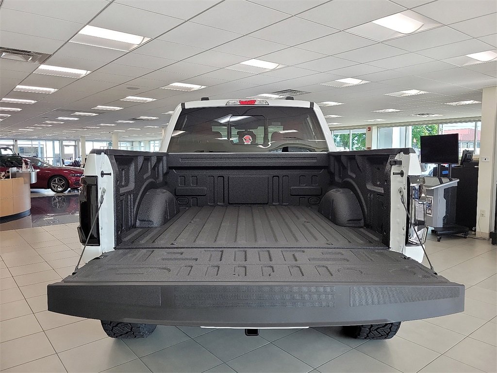New 2025 Ford F150 XLT w/ Equipment Group 302A MID image 8