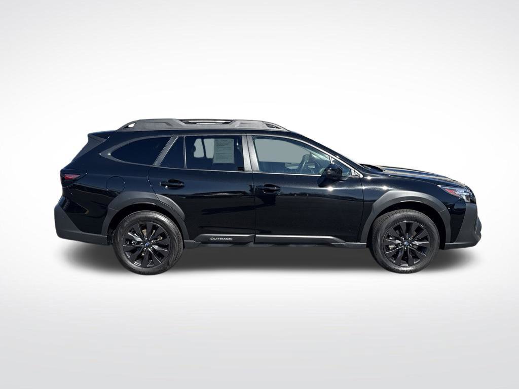 Used 2025 Subaru Outback Onyx Edition XT AWD/4WD image 8