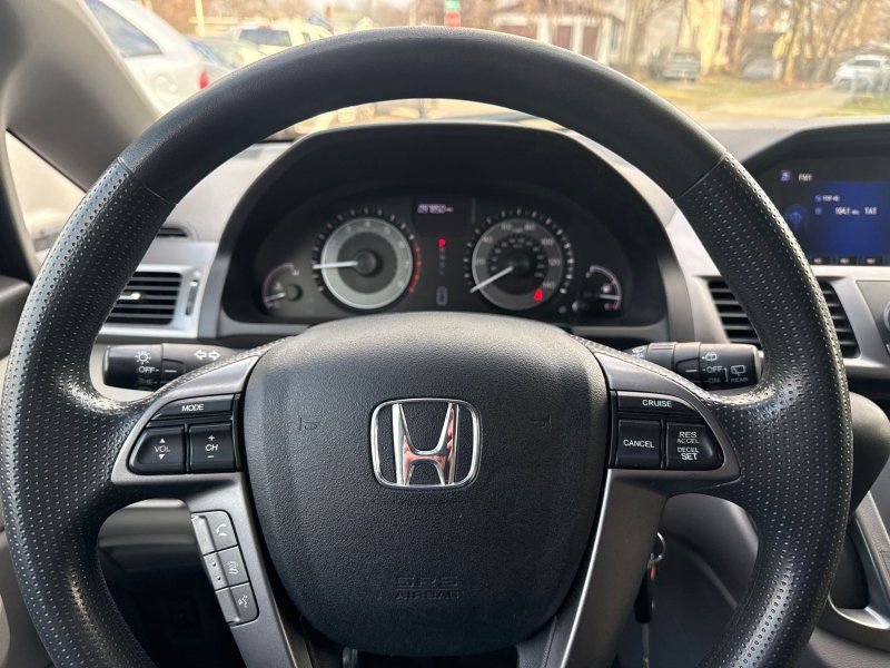 Used 2014 Honda Odyssey LX image 21