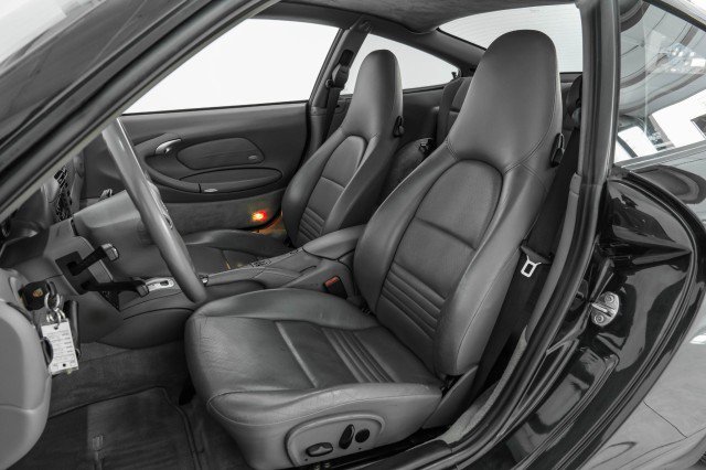 Used 2001 Porsche 911 Carrera 4 image 23