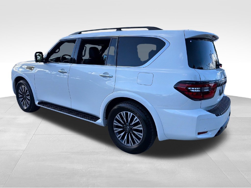 Used 2024 Nissan Armada SL w/ Midnight Edition Package RWD image 5
