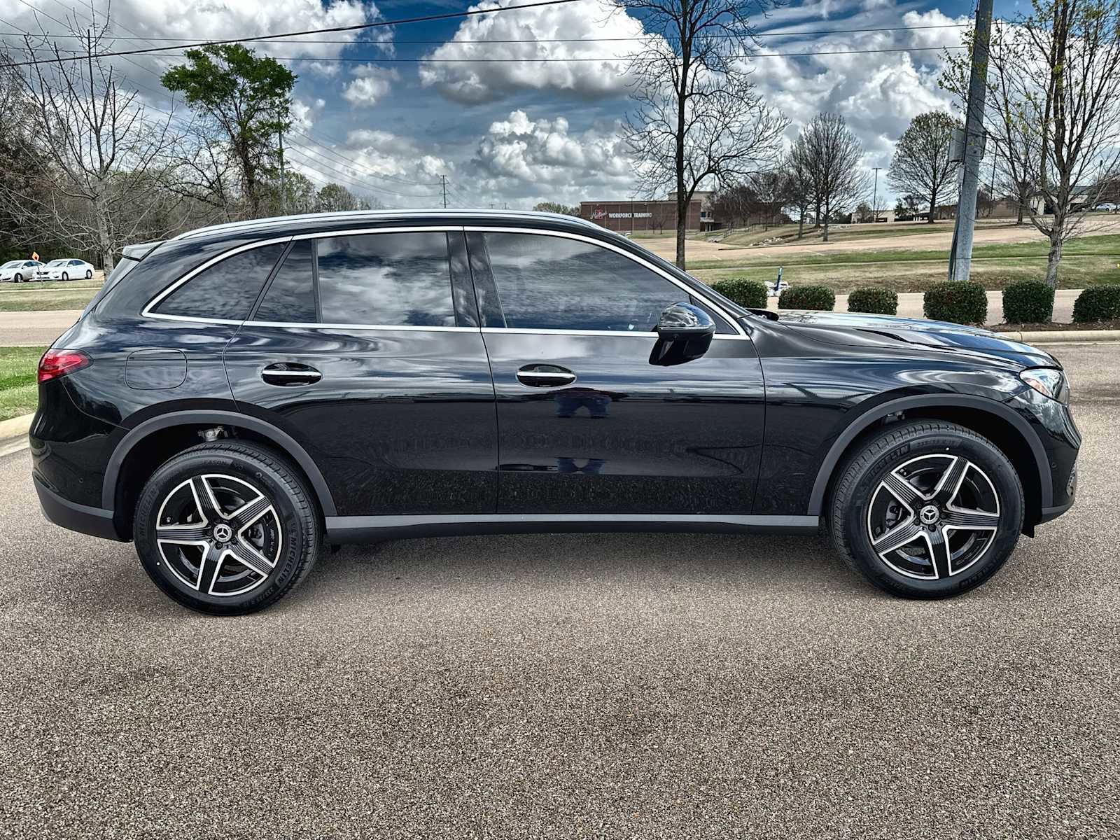 New 2026 Mercedes-Benz GLC 300 4MATIC image 10