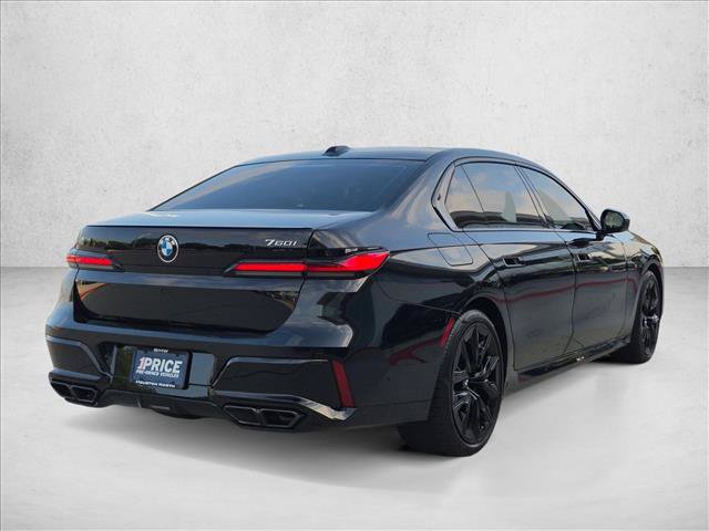 Certified 2025 BMW 760i xDrive w/ Executive Package AWD/4WD image 5