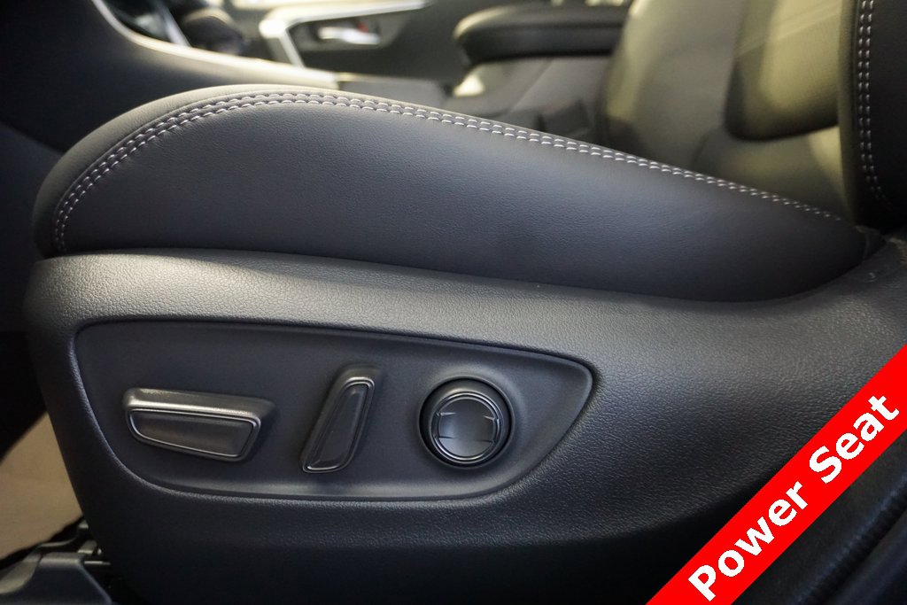 New 2025 Toyota RAV4 Limited image 8