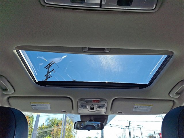 Used 2024 Kia Telluride S w/ S Sunroof Package image 15