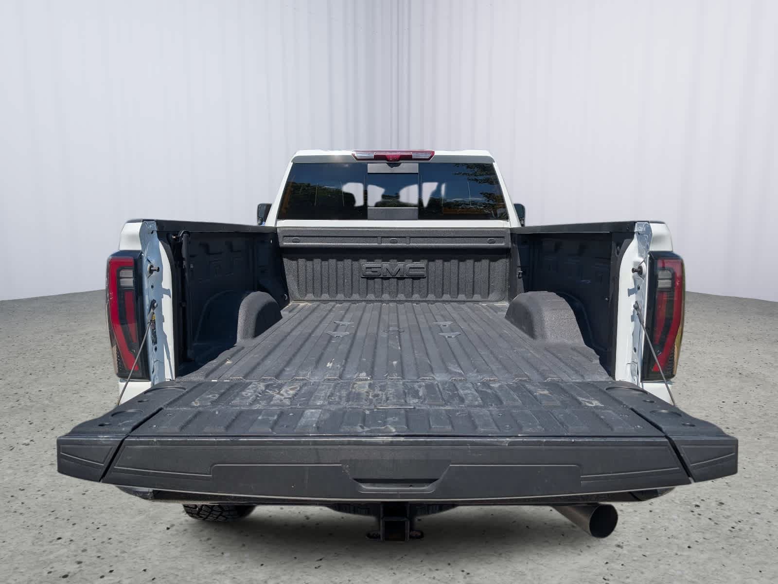 Used 2025 GMC Sierra 2500 AT4X AWD/4WD image 15