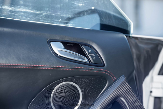 Used 2015 Audi R8 V8 w/ Full Leather Package image 36