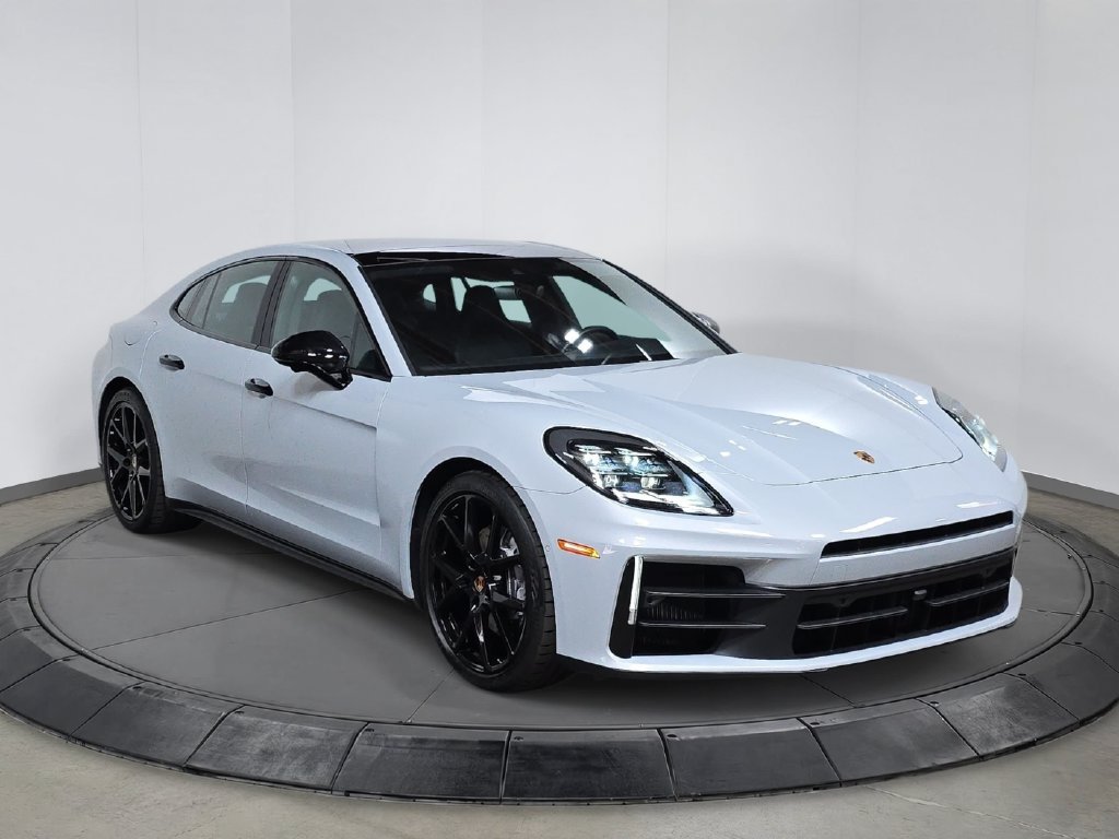 Certified 2026 Porsche Panamera RWD image 9