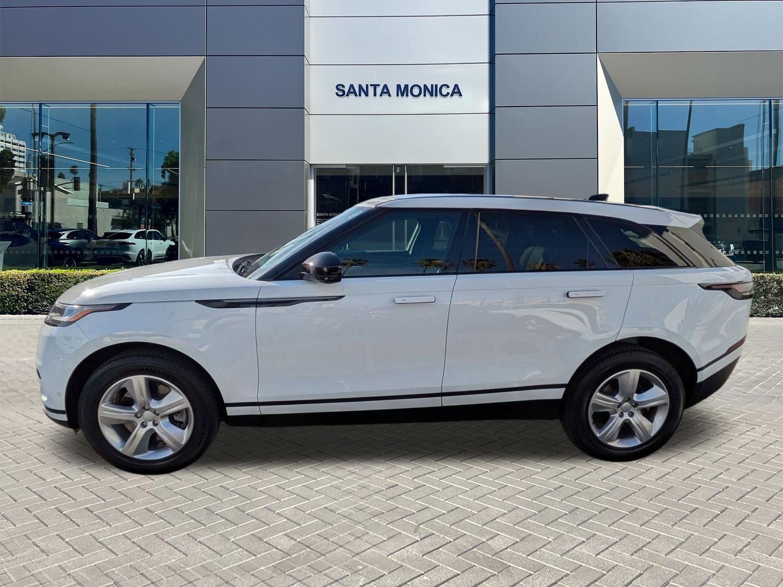 Used 2026 Land Rover Range Rover Velar S image 8