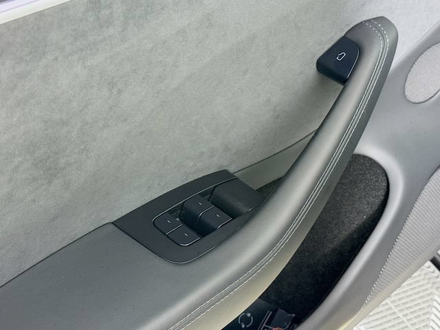 Used 2024 Tesla Model 3 Performance AWD/4WD image 17