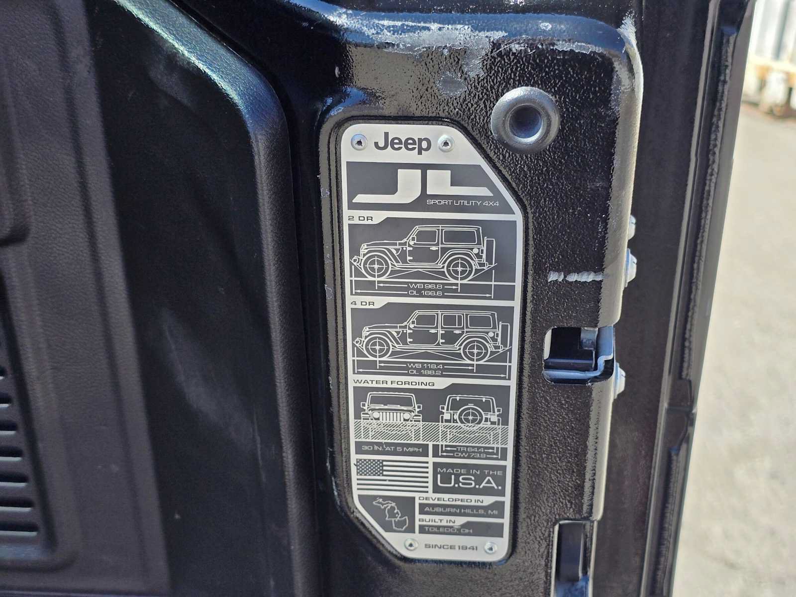 Used 2021 Jeep Wrangler Unlimited Rubicon AWD/4WD image 15