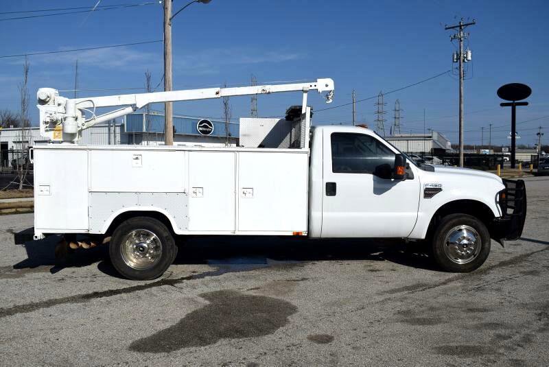 Used 2008 Ford F450 2WD Regular Cab Super Duty image 2