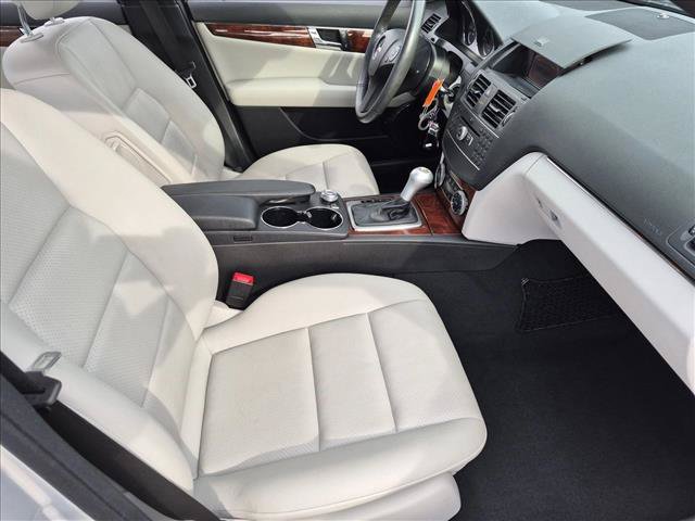 Used 2011 Mercedes-Benz C 300 Sedan image 20
