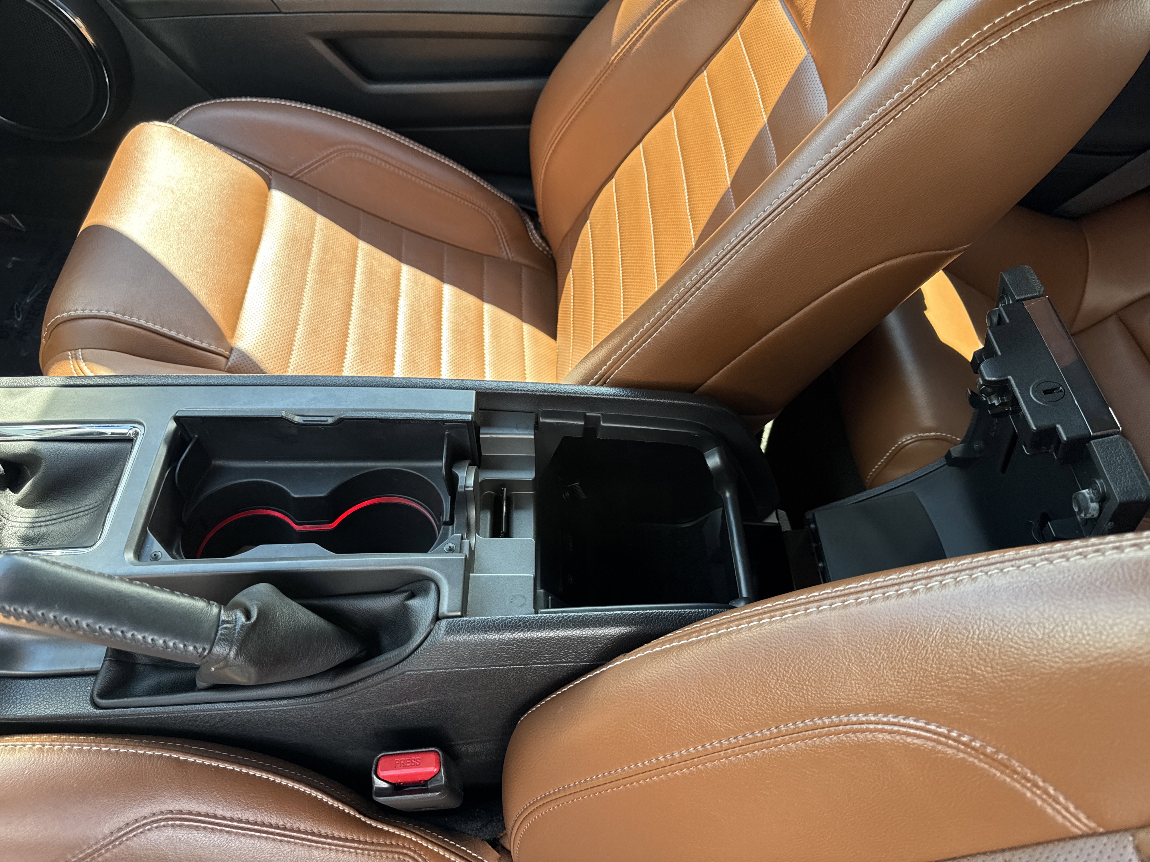 Used 2014 Ford Mustang GT Premium w/ Brembo Brake Package RWD image 8