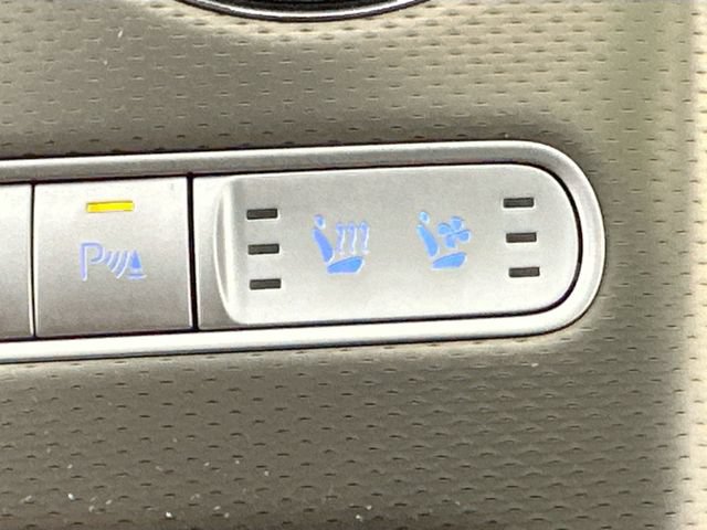 Used 2023 Genesis GV60 Performance AWD/4WD image 19