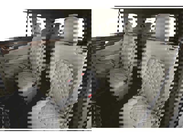 Used 2025 Volkswagen Atlas SEL Premium R-Line image 13