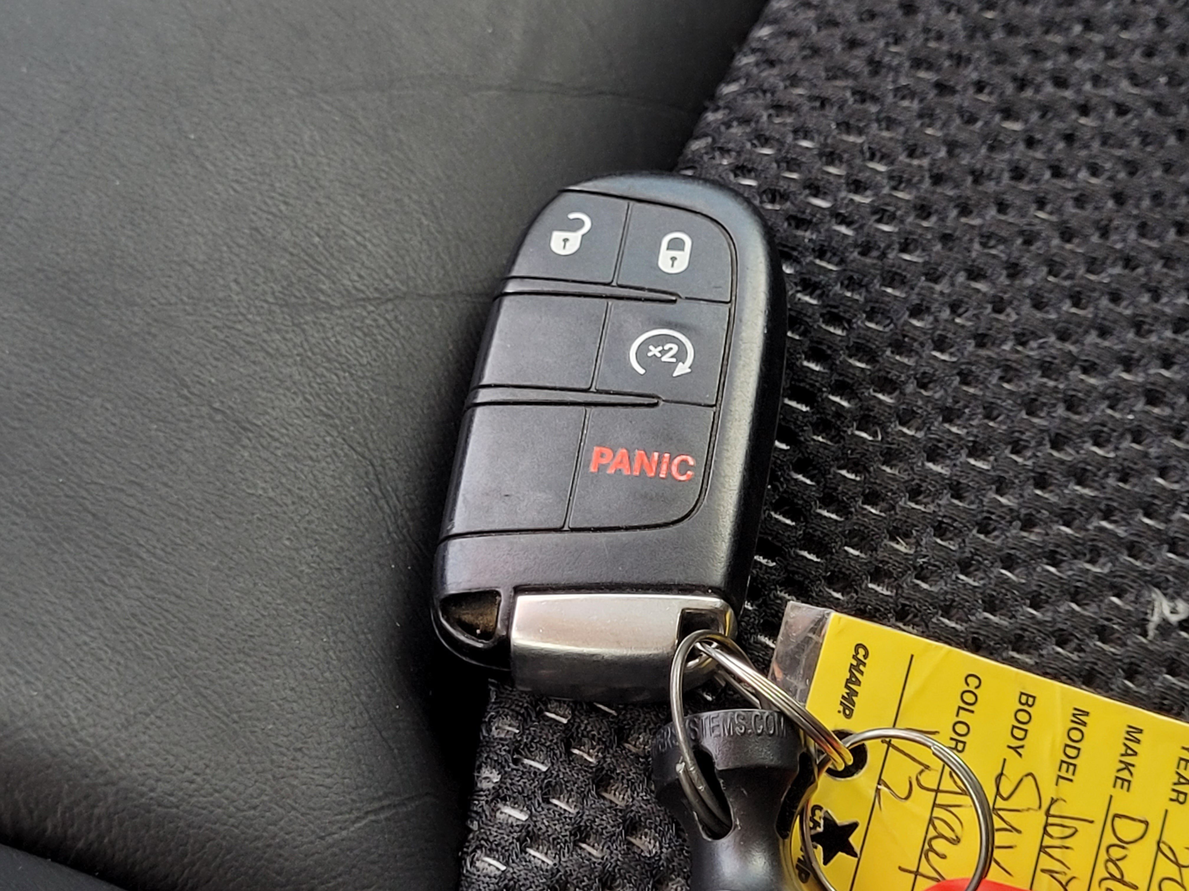 Used 2018 Dodge Journey Crossroad FWD image 26