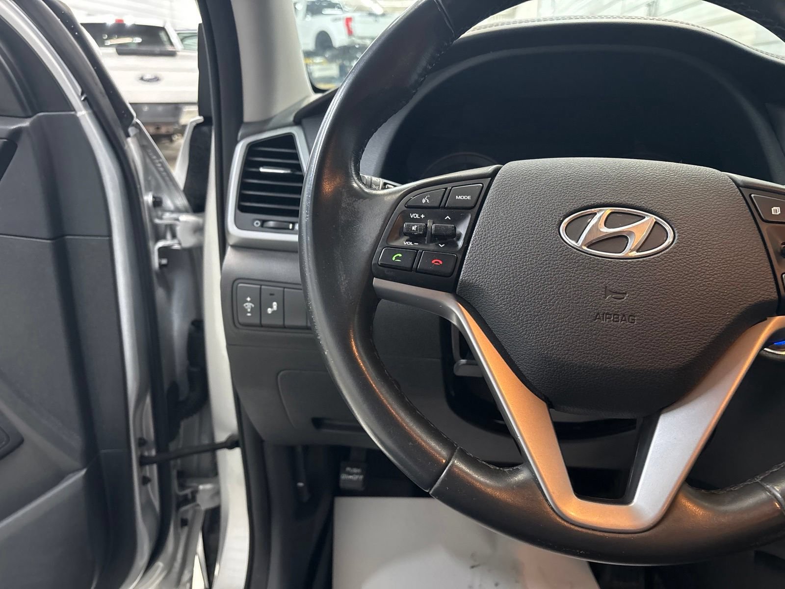 Used 2018 Hyundai Tucson SEL Plus AWD/4WD image 16