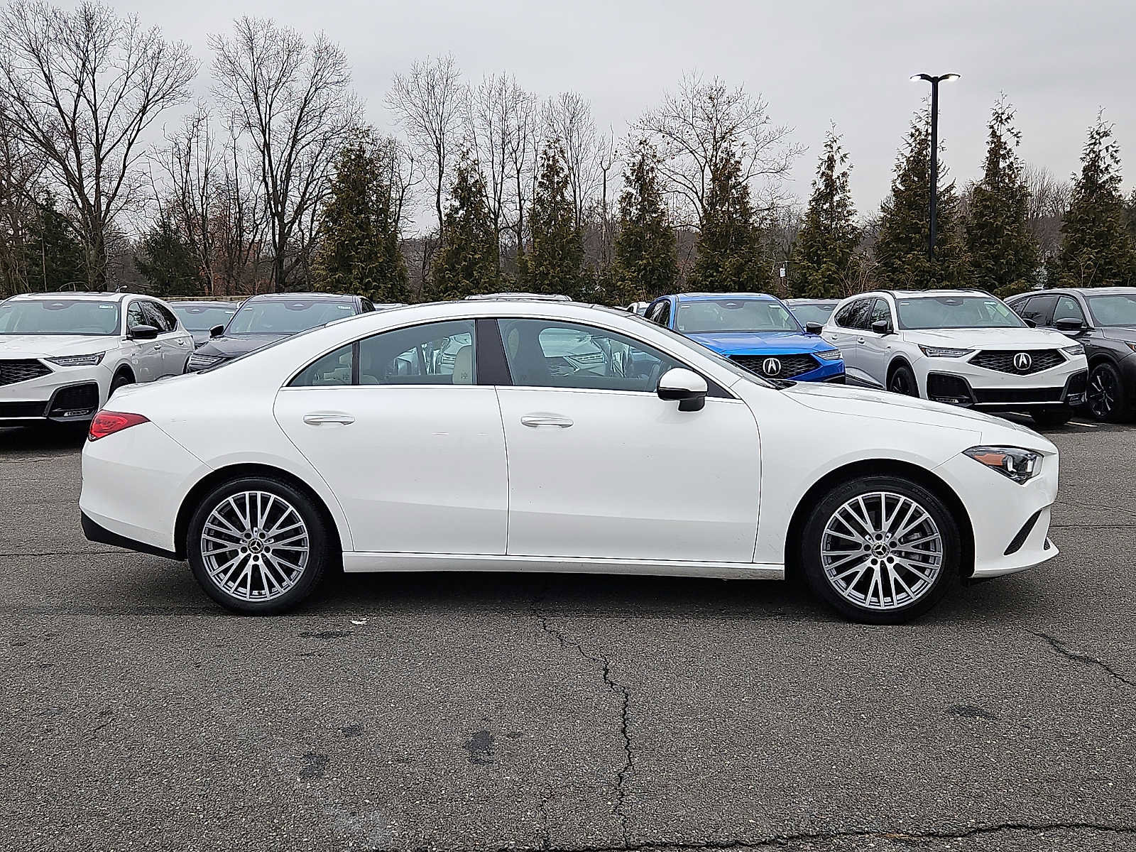 Used 2023 Mercedes-Benz CLA 250 4MATIC image 8